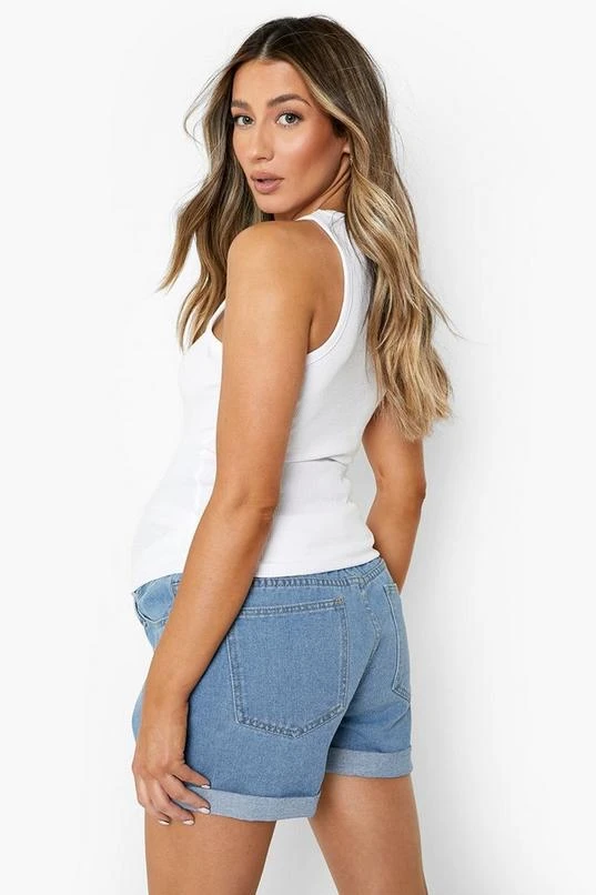BOOHOO Maternity Over The Bump Roll Hem Mom Shorts 2 BOOHOO Maternity Over The Bump Roll Hem Mom Shorts - Image 2