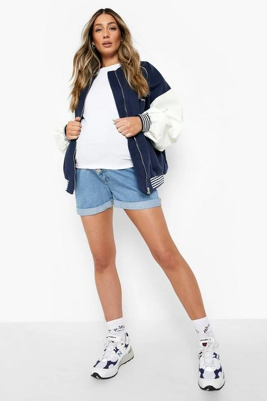 BOOHOO Maternity Over The Bump Roll Hem Mom Shorts 3 BOOHOO Maternity Over The Bump Roll Hem Mom Shorts - Image 3