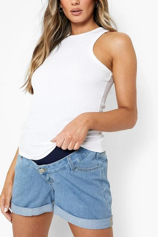 BOOHOO Maternity Over The Bump Roll Hem Mom Shorts 4 BOOHOO Maternity Over The Bump Roll Hem Mom Shorts - Image 4