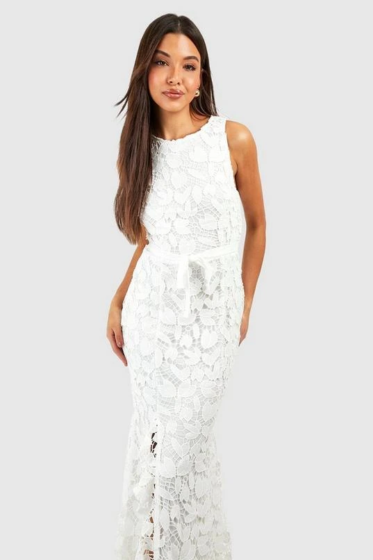 BOOHOO Lace Ruffle Split Maxi Dress 3 BOOHOO Lace Ruffle Split Maxi Dress - Image 3