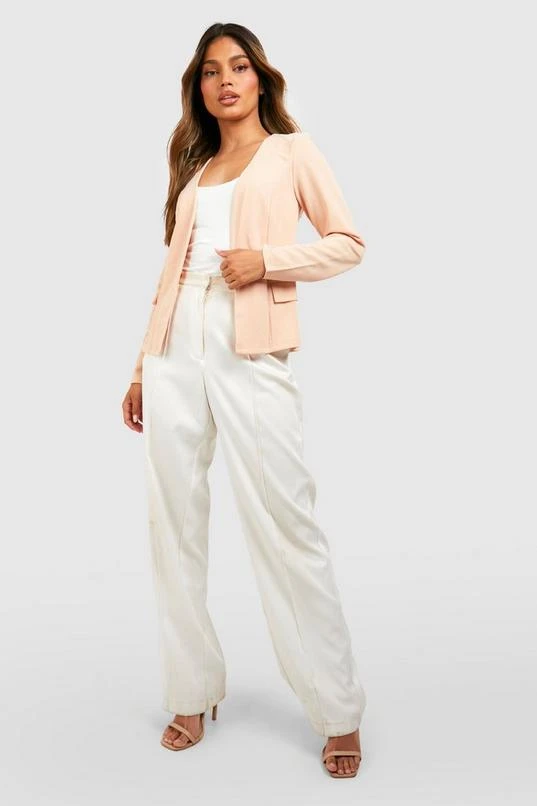 BOOHOO Collarless Blazer 3 BOOHOO Collarless Blazer - Image 3