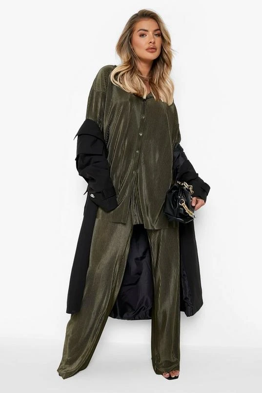 BOOHOO Plisse Floor Sweeping Wide Leg Pants 3 BOOHOO Plisse Floor Sweeping Wide Leg Pants - Image 3