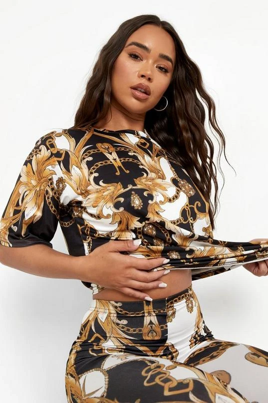 BOOHOO Baroque Graphic T-Shirt & Leggings 4 BOOHOO Baroque Graphic T-Shirt & Leggings - Image 4