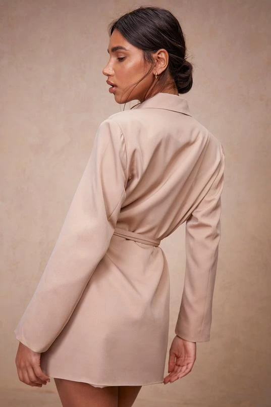 BOOHOO Belt Detail Blazer Dress 2 BOOHOO Belt Detail Blazer Dress - Image 2