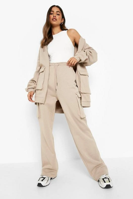 BOOHOO Recycled Cargo Pocket Straight Leg Jogger 1 BOOHOO Recycled Cargo Pocket Straight Leg Jogger