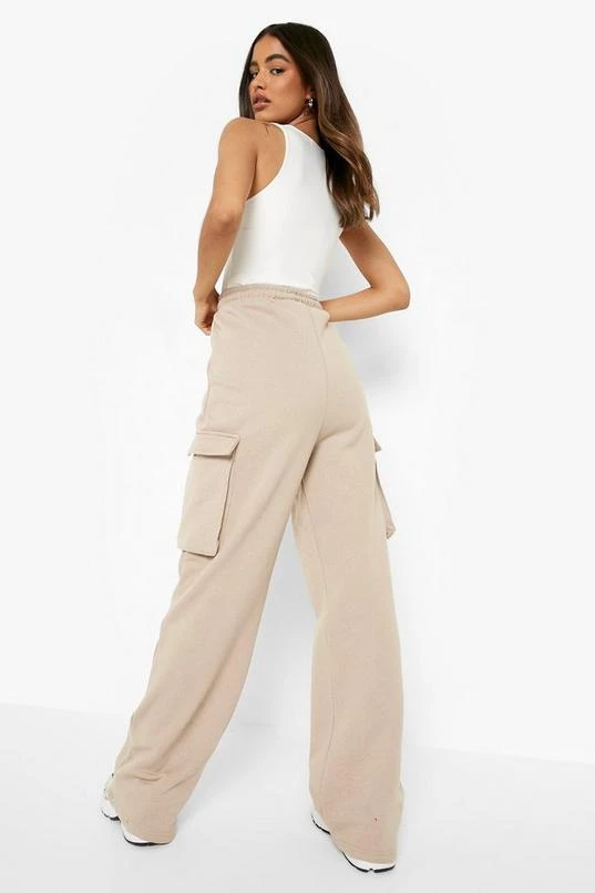 BOOHOO Recycled Cargo Pocket Straight Leg Jogger 2 BOOHOO Recycled Cargo Pocket Straight Leg Jogger - Image 2