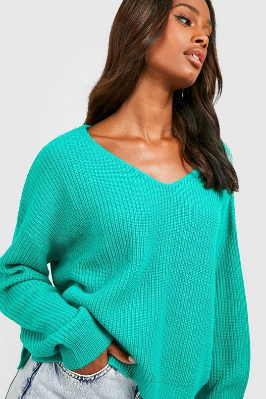 BOOHOO Basic Crop V Neck Sweater 3 BOOHOO Basic Crop V Neck Sweater - Image 3