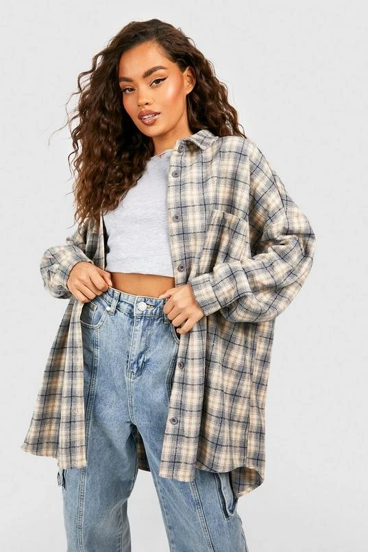 BOOHOO Black Oversized Flannel Shirt 1 BOOHOO Black Oversized Flannel Shirt