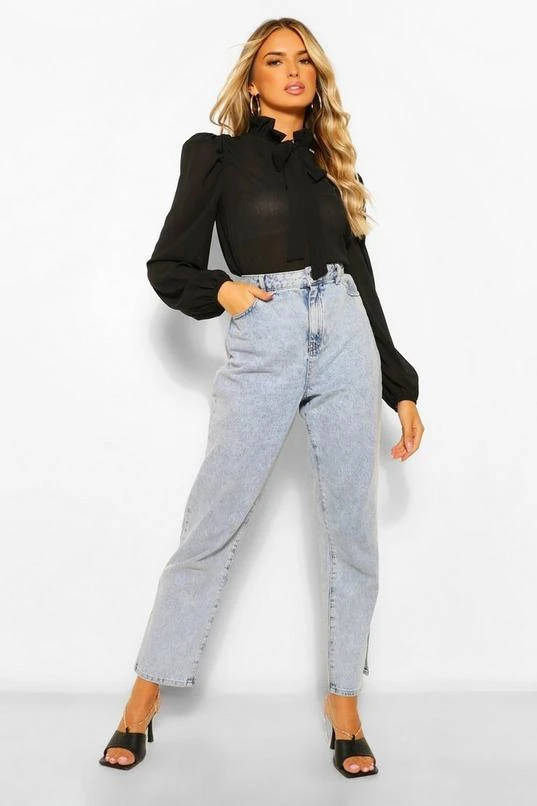 BOOHOO Chiffon Shoulder Pad Detail Pussybow Blouse 3 BOOHOO Chiffon Shoulder Pad Detail Pussybow Blouse - Image 3