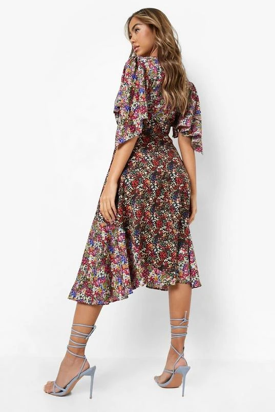 BOOHOO Mixed Floral Paneled Midi Dress 2 BOOHOO Mixed Floral Paneled Midi Dress - Image 2