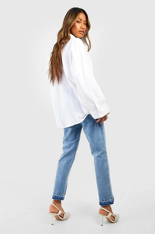 BOOHOO Split Hem High Waisted Mom Jeans 2 BOOHOO Split Hem High Waisted Mom Jeans - Image 2