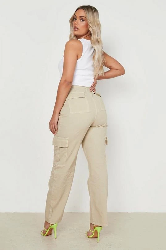BOOHOO Plus Loose Wide Leg Cargo Jeans 2 BOOHOO Plus Loose Wide Leg Cargo Jeans - Image 2