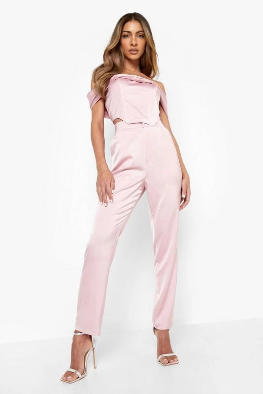 BOOHOO Matte Satin Dress Pants 3 BOOHOO Matte Satin Dress Pants - Image 3