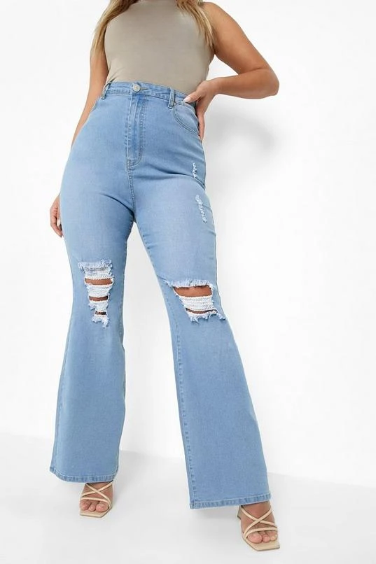 BOOHOO Plus High Waisted Split Detail Flare Jeans 4 BOOHOO Plus High Waisted Split Detail Flare Jeans - Image 4