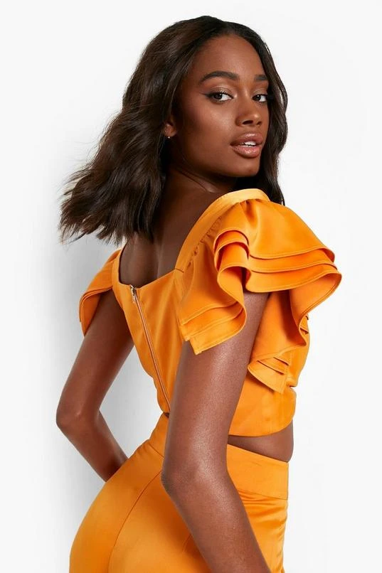 BOOHOO Occasion Matte Satin Ruffle Detail Crop Top 2 BOOHOO Occasion Matte Satin Ruffle Detail Crop Top - Image 2