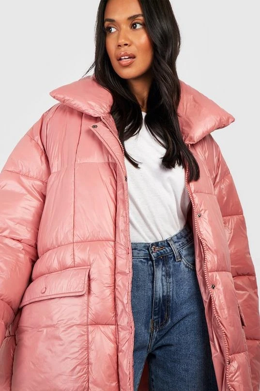 BOOHOO Square Quilt Detail Maxi Puffer 4 BOOHOO Square Quilt Detail Maxi Puffer - Image 4