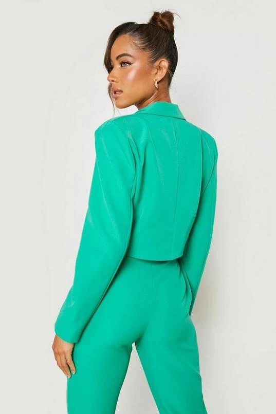 BOOHOO Tailored Cropped Blazer 2 BOOHOO Tailored Cropped Blazer - Image 2