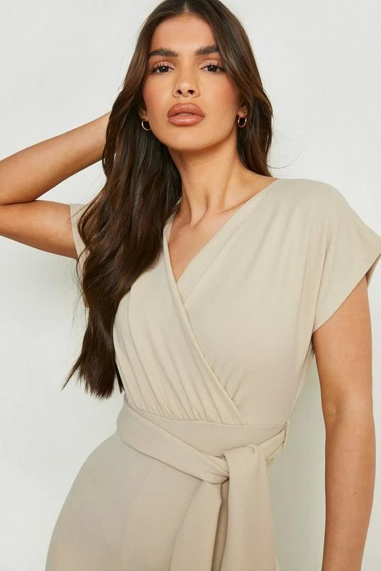 BOOHOO Tie Waist Culotte Jumpsuit 4 BOOHOO Tie Waist Culotte Jumpsuit - Image 4