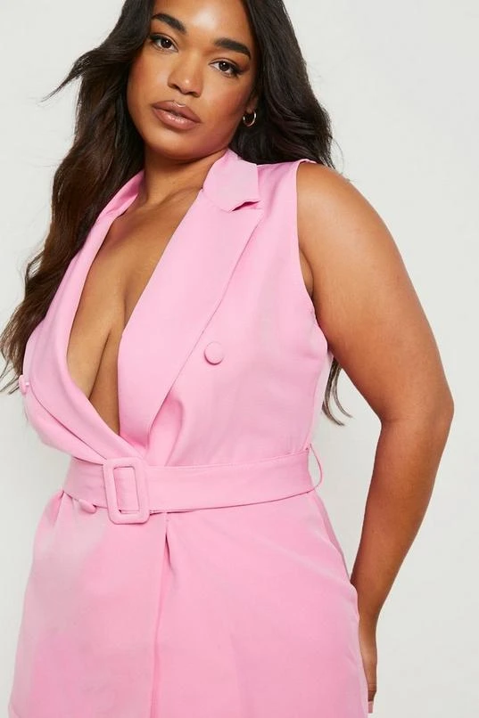 BOOHOO Plus Collar Detail Sleeveless Belted Blazer 4 BOOHOO Plus Collar Detail Sleeveless Belted Blazer - Image 4