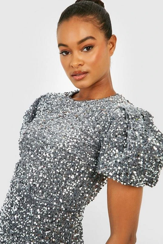 BOOHOO Tall Velvet Sequin Puff Sleeve Midi Dress 4 BOOHOO Tall Velvet Sequin Puff Sleeve Midi Dress - Image 4