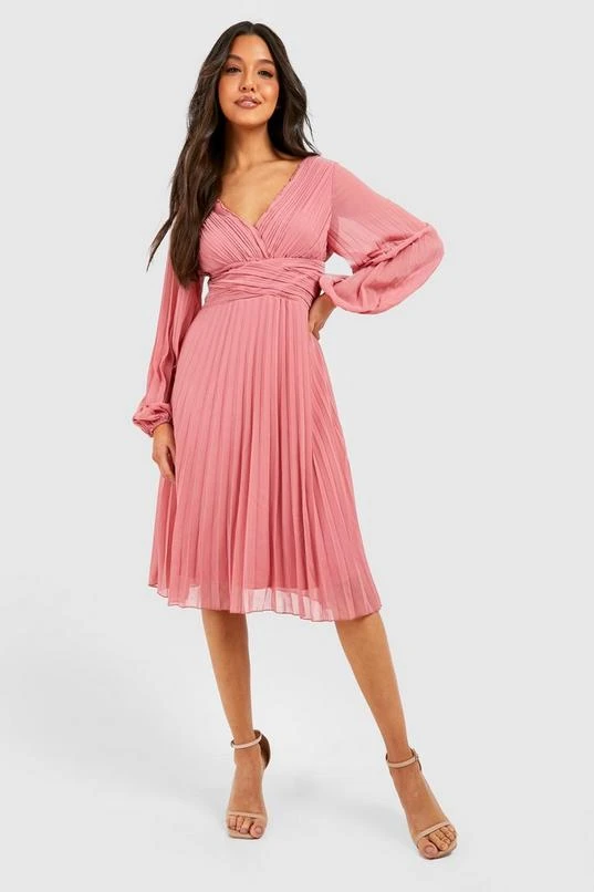 BOOHOO Pleated Plunge Wrap Midi Dress 3 BOOHOO Pleated Plunge Wrap Midi Dress - Image 3