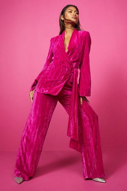 BOOHOO Crinkle Velvet Wide Leg Dress Pants 4 BOOHOO Crinkle Velvet Wide Leg Dress Pants - Image 4