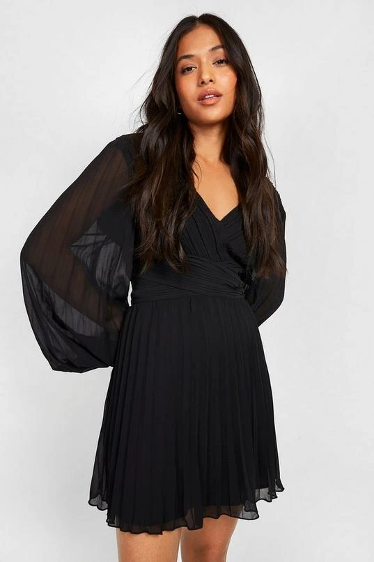 BOOHOO Petite Pleated Plunge Wrap Skater Dress 1 BOOHOO Petite Pleated Plunge Wrap Skater Dress