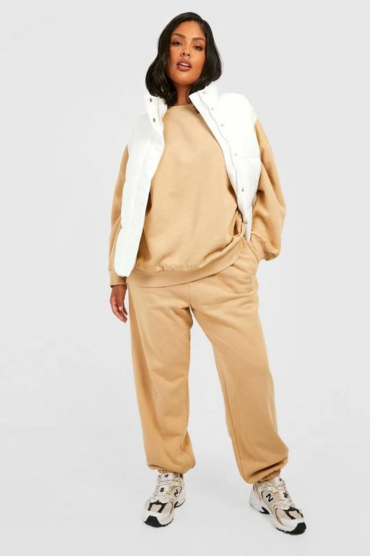 BOOHOO Plus Basic Oversized Sweat Tracksuit 1 BOOHOO Plus Basic Oversized Sweat Tracksuit