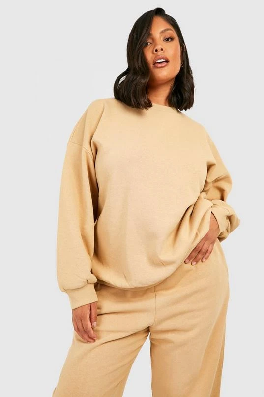 BOOHOO Plus Basic Oversized Sweat Tracksuit 4 BOOHOO Plus Basic Oversized Sweat Tracksuit - Image 4