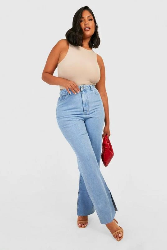BOOHOO Plus 26' Leg Length Split Hem Straight Leg Jean 1 BOOHOO Plus 26' Leg Length Split Hem Straight Leg Jean