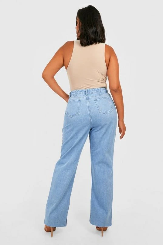 BOOHOO Plus 26' Leg Length Split Hem Straight Leg Jean 2 BOOHOO Plus 26' Leg Length Split Hem Straight Leg Jean - Image 2