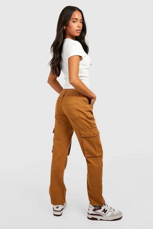 BOOHOO Petite Mid Rise Pocket Cargo Jean 2 BOOHOO Petite Mid Rise Pocket Cargo Jean - Image 2