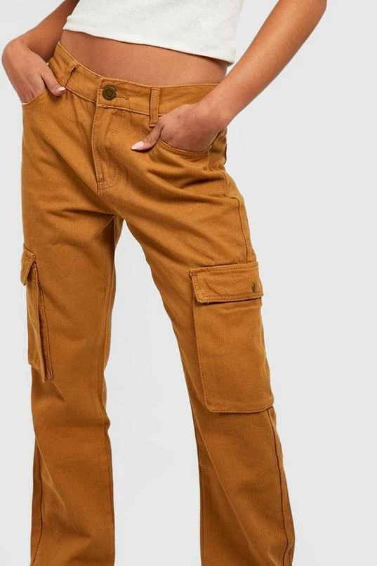 BOOHOO Petite Mid Rise Pocket Cargo Jean 4 BOOHOO Petite Mid Rise Pocket Cargo Jean - Image 4