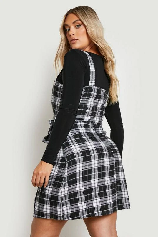 BOOHOO Plus Flannel Wrap Jumper Dress 2 BOOHOO Plus Flannel Wrap Jumper Dress - Image 2