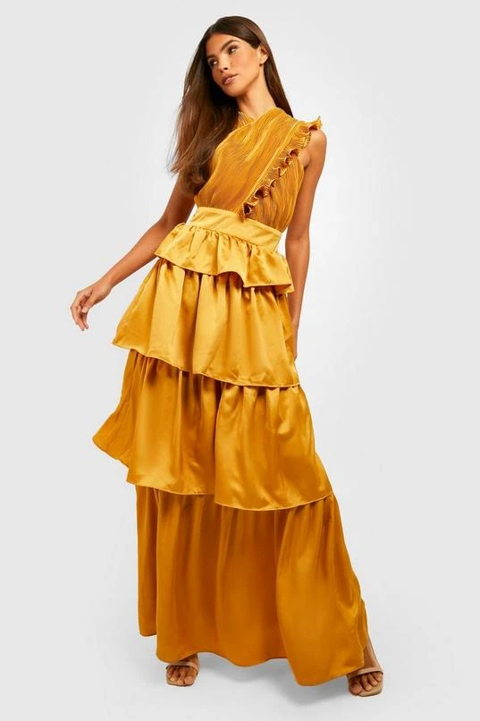 BOOHOO Pleated Ruffle Detail Maxi Dress 3 BOOHOO Pleated Ruffle Detail Maxi Dress - Image 3