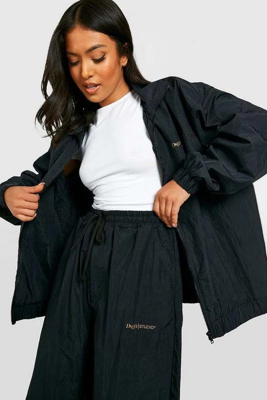 BOOHOO Nylon Funnel Neck Tracksuit 4 BOOHOO Nylon Funnel Neck Tracksuit - Image 4