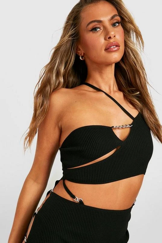 BOOHOO Cut Out Detail Rib Knitted Mini Dress 4 BOOHOO Cut Out Detail Rib Knitted Mini Dress - Image 4