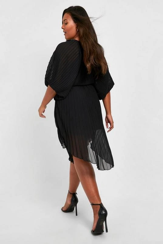 BOOHOO Plus Pleated Puff Sleeve Midi Dress 2 BOOHOO Plus Pleated Puff Sleeve Midi Dress - Image 2