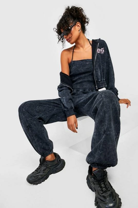 BOOHOO Acid Wash 3 Piece Corset Tracksuit 3 BOOHOO Acid Wash 3 Piece Corset Tracksuit - Image 3