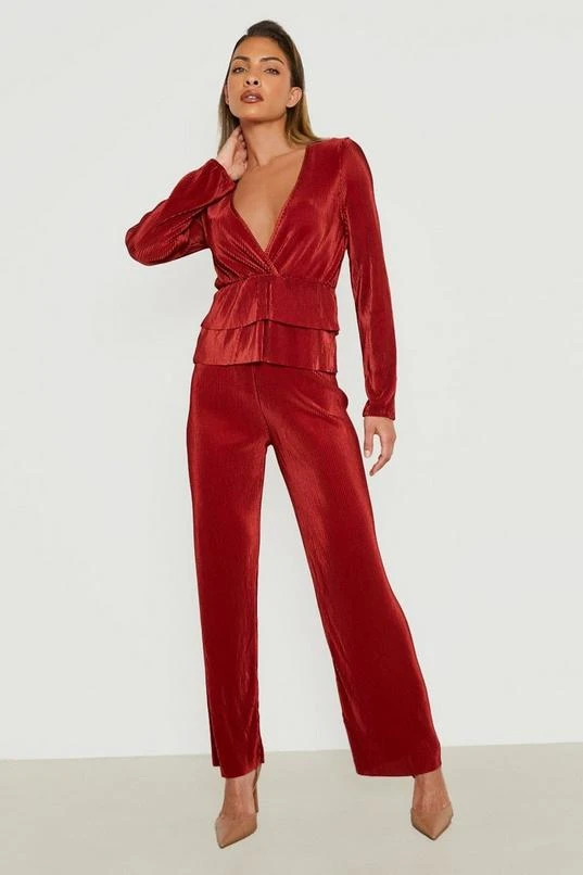 BOOHOO Plisse Peplum Top And Pants Two-Piece 3 BOOHOO Plisse Peplum Top And Pants Two-Piece - Image 3