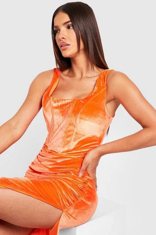 BOOHOO Velvet Corset Detail Ruched Dress 3 BOOHOO Velvet Corset Detail Ruched Dress - Image 3