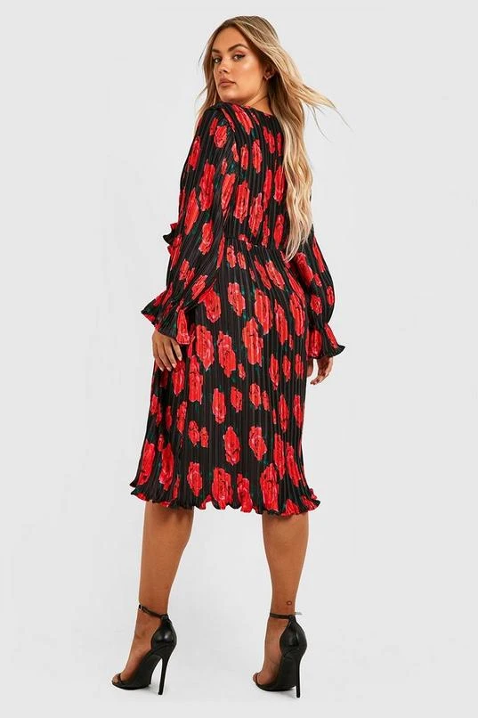 BOOHOO Plus Floral Pleated Satin Plunge Midi Dress 2 BOOHOO Plus Floral Pleated Satin Plunge Midi Dress - Image 2