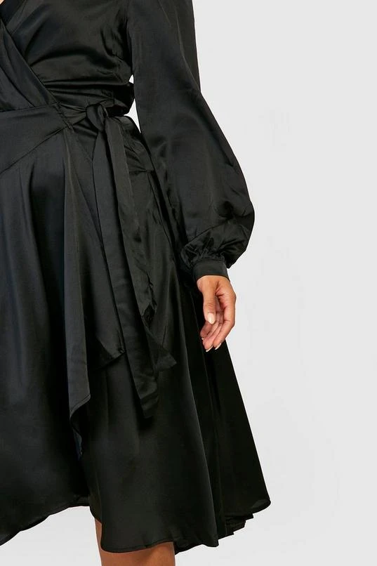 BOOHOO Plus Satin Wrap Detail Midi Skater Dress 4 BOOHOO Plus Satin Wrap Detail Midi Skater Dress - Image 4