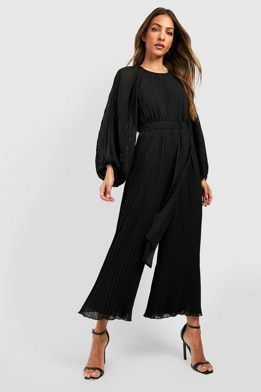 BOOHOO Pleated Long Sleeve Culotte Jumpsuit 1 BOOHOO Pleated Long Sleeve Culotte Jumpsuit