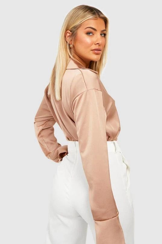 BOOHOO Satin Flared Cuff Fitted Shirt 2 BOOHOO Satin Flared Cuff Fitted Shirt - Image 2