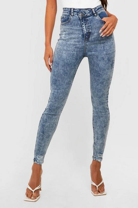 BOOHOO Petite Asymmetric Waist Detail Skinny Jeans 4 BOOHOO Petite Asymmetric Waist Detail Skinny Jeans - Image 4