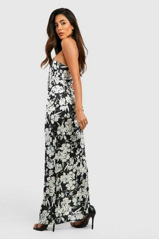 BOOHOO Satin Corset Detail Floral Print Wrap Maxi Dress 2 BOOHOO Satin Corset Detail Floral Print Wrap Maxi Dress - Image 2