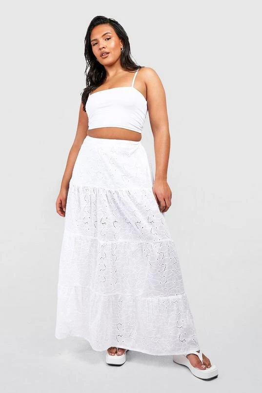 BOOHOO Plus Eyelet Tiered Maxi Skirt 3 BOOHOO Plus Eyelet Tiered Maxi Skirt - Image 3