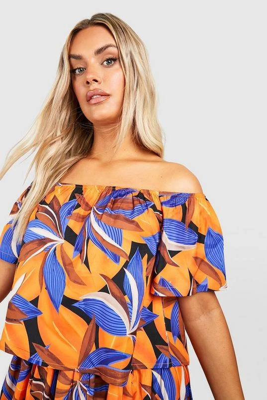 BOOHOO Plus Tropical Floral Off The Shoulder And Skirt Two-Piece 4 BOOHOO Plus Tropical Floral Off The Shoulder And Skirt Two-Piece - Image 4