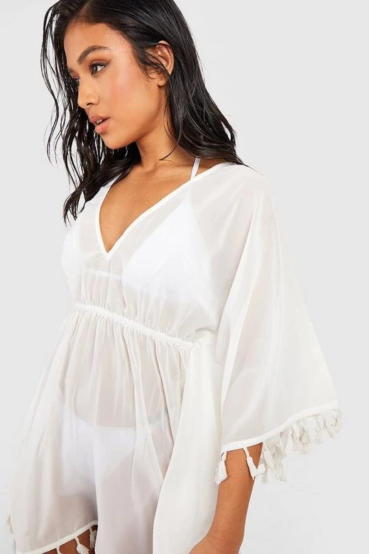 BOOHOO Petite Pom Pom Beach Kaftan 4 BOOHOO Petite Pom Pom Beach Kaftan - Image 4